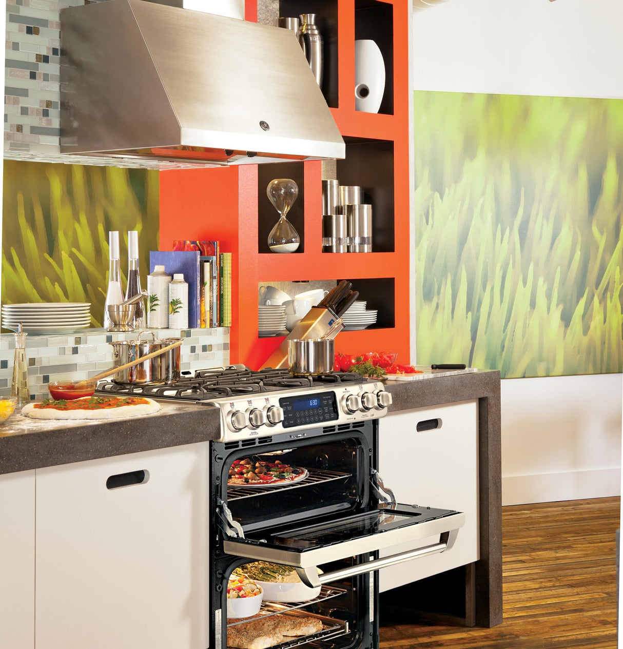 GE Cafe™ Series 30" Slide-In Front Control Gas Double Oven with Convection Range