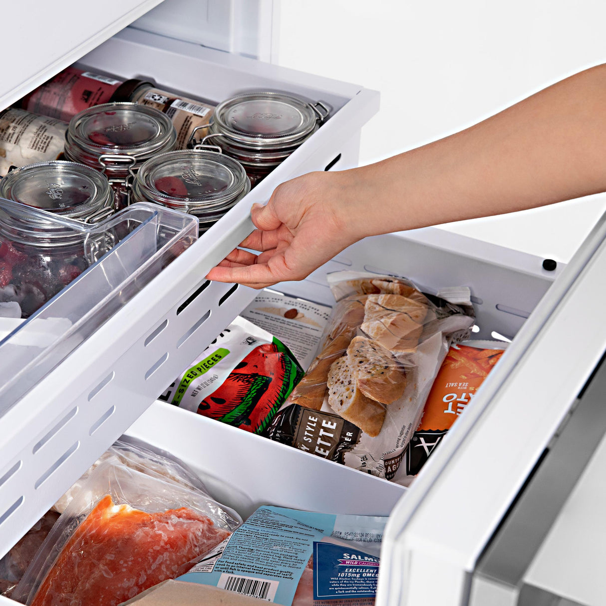 ZLINE 36" 19.6 cu. ft. Built-In 3-Door French Door Refrigerator with Internal Water and Ice Dispenser in Fingerprint Resistant Stainless Steel (RBIV-SN-36)