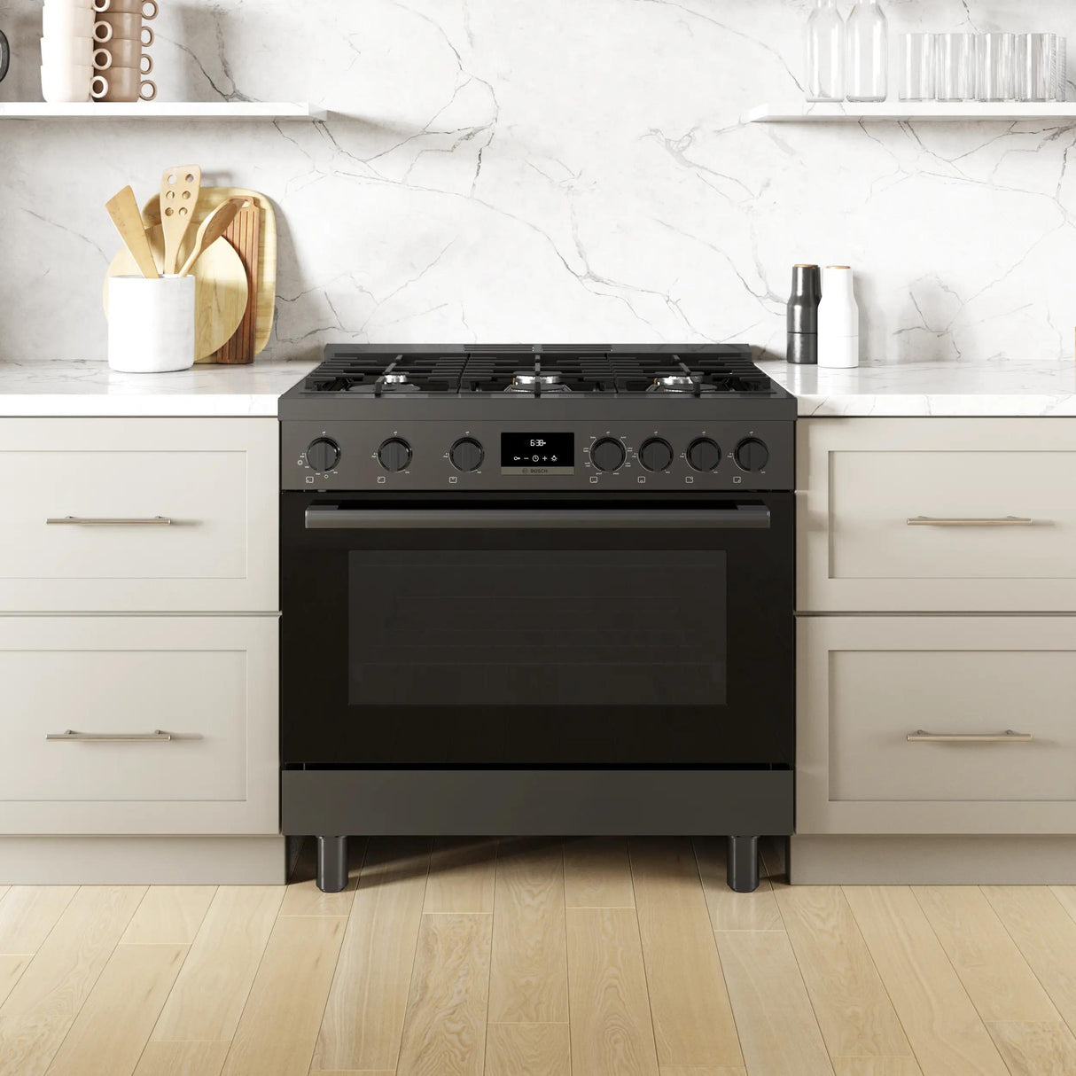 800 Series Dual Fuel Freestanding Range 36" Black Stainless Steel