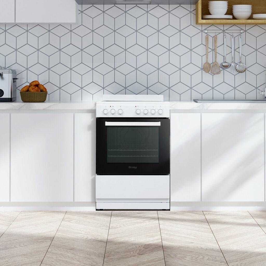 Danby 24" Wide Electric Range in White