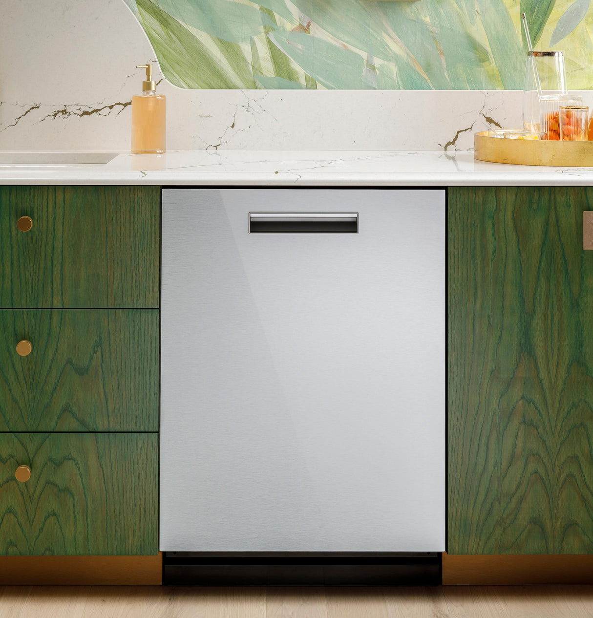 Café™ CustomFit ENERGY STAR Stainless Interior Smart Dishwasher with Ultra Wash Top Rack and LED Lights, 39 dBA in Platinum Glass