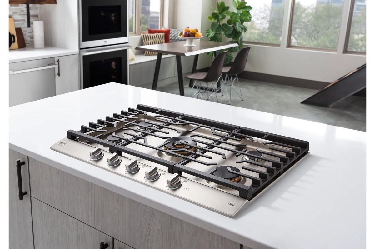 LG STUDIO 30" UltraHeat™ Gas Cooktop with EasyClean®
