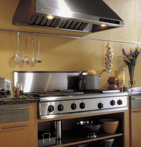 GE Monogram® 48" Professional Gas Cooktop with 6 Burners and Grill (Natural Gas)