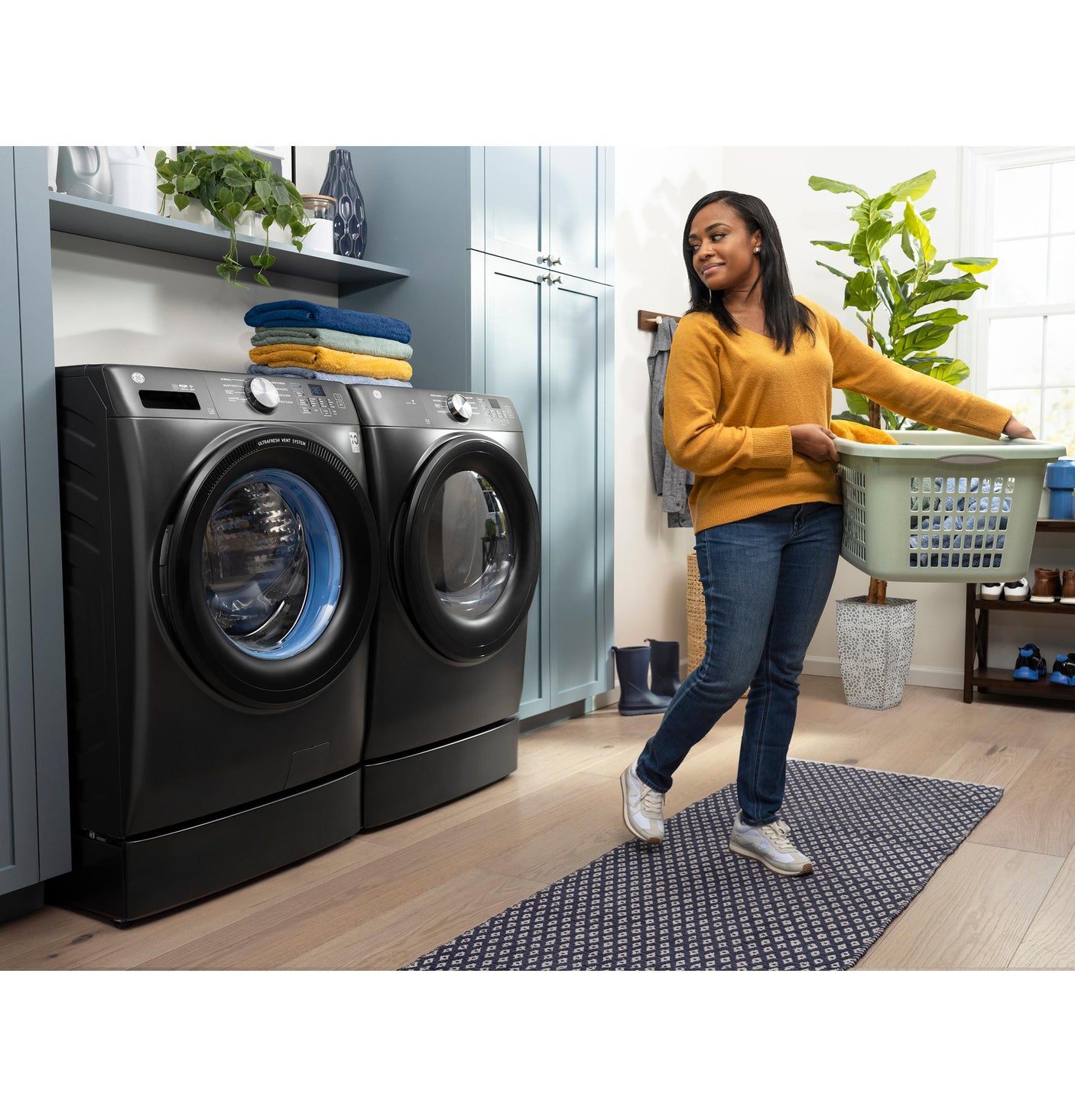 GE® Laundry 7" RightHeight™ Riser
