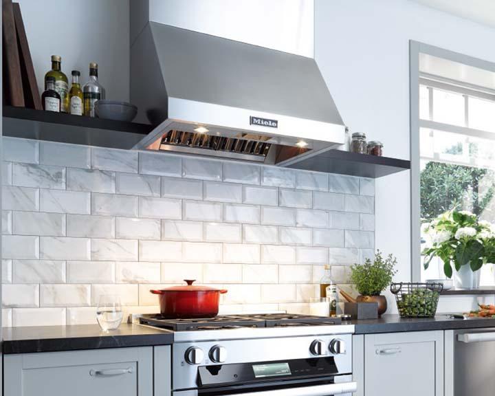 DAR 1220 30" Range Wall Hood