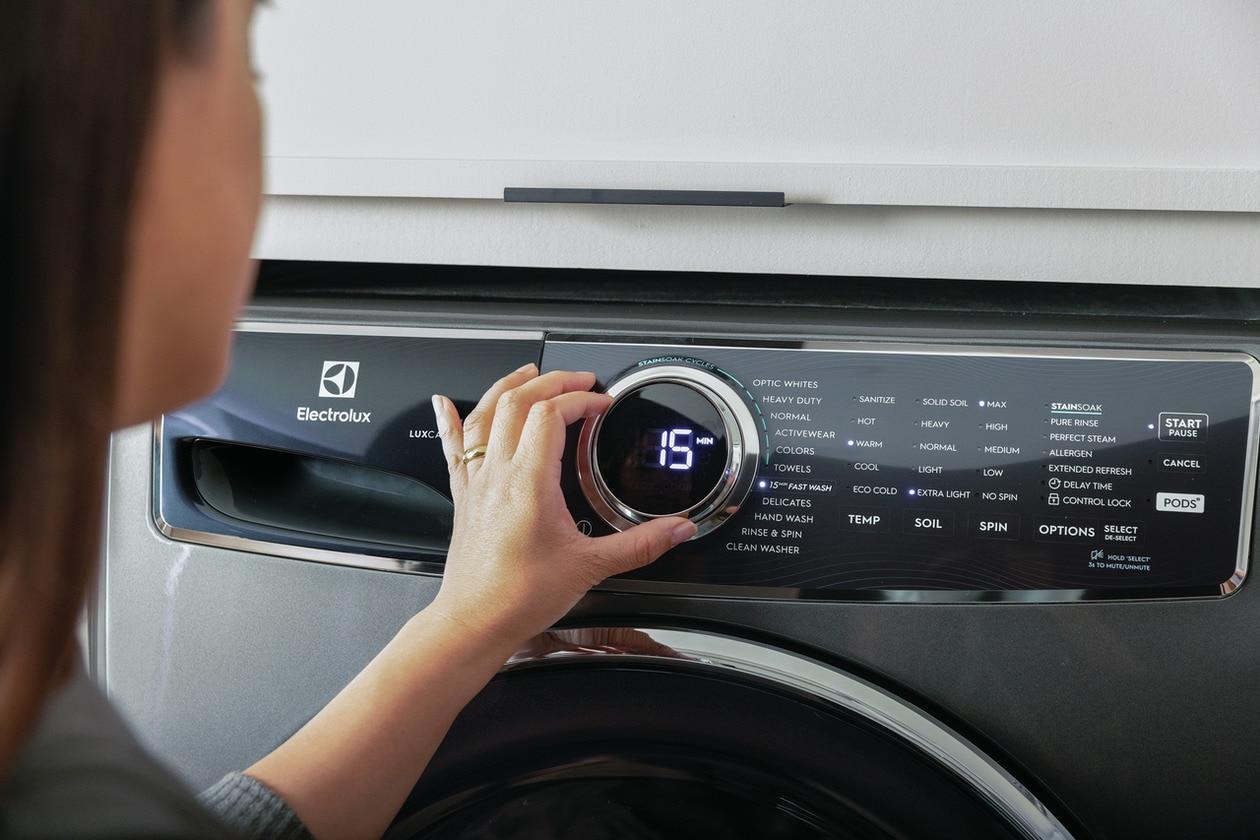 Front Load Perfect Steam™ Washer with LuxCare® Plus Wash and SmartBoost® - 4.5 Cu. Ft.