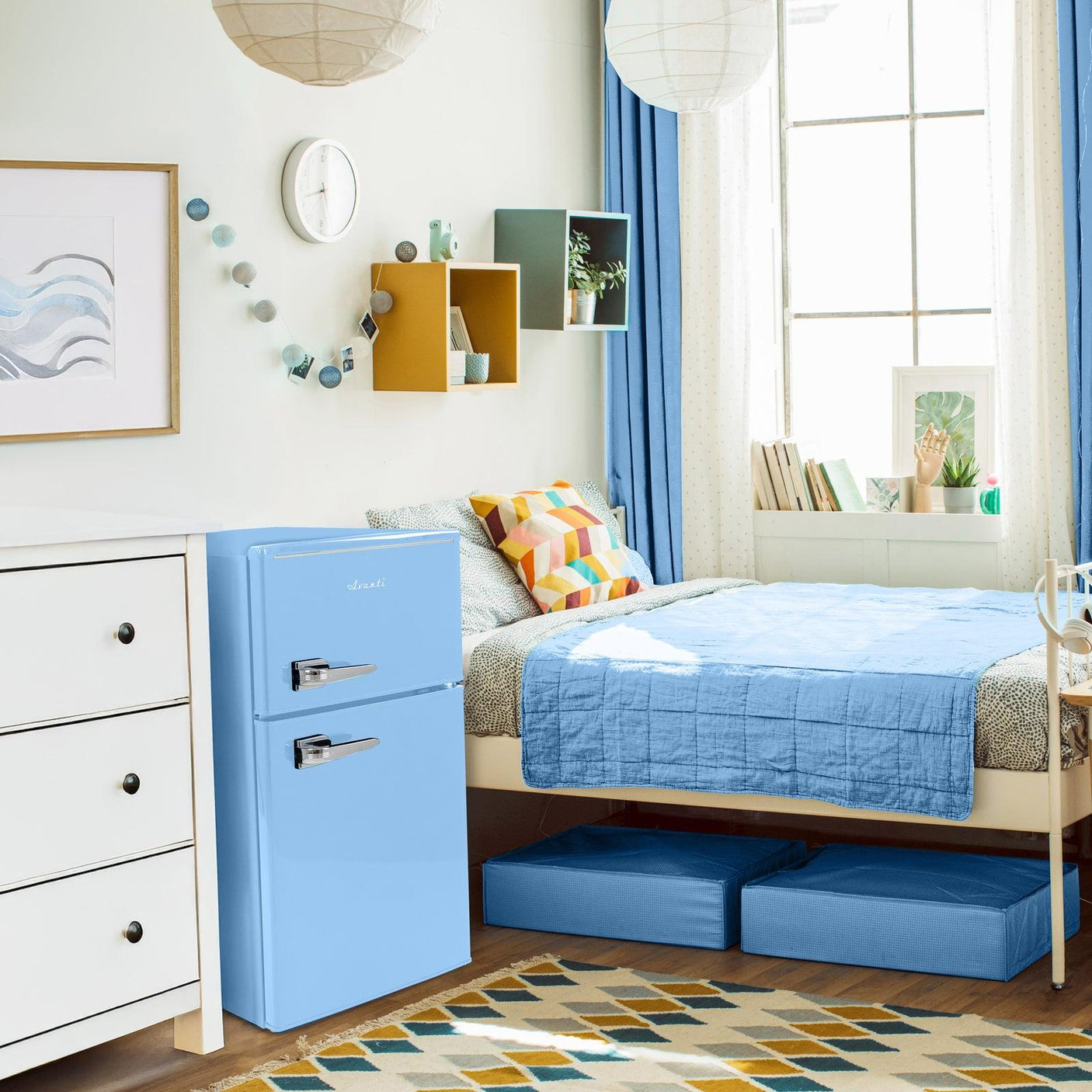 Avanti 3.1 Cu. Ft. Retro Compact Refrigerator - Robin's Egg Blue