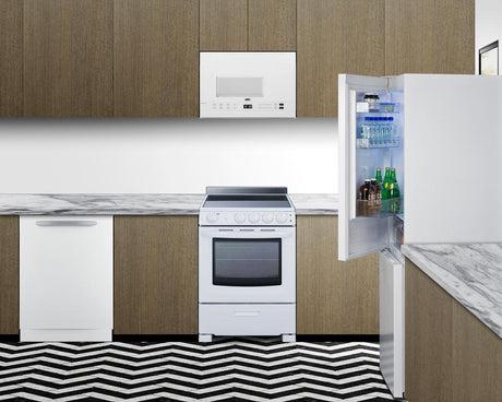 24" Wide Wide Bottom Mount Refrigerator-freezer