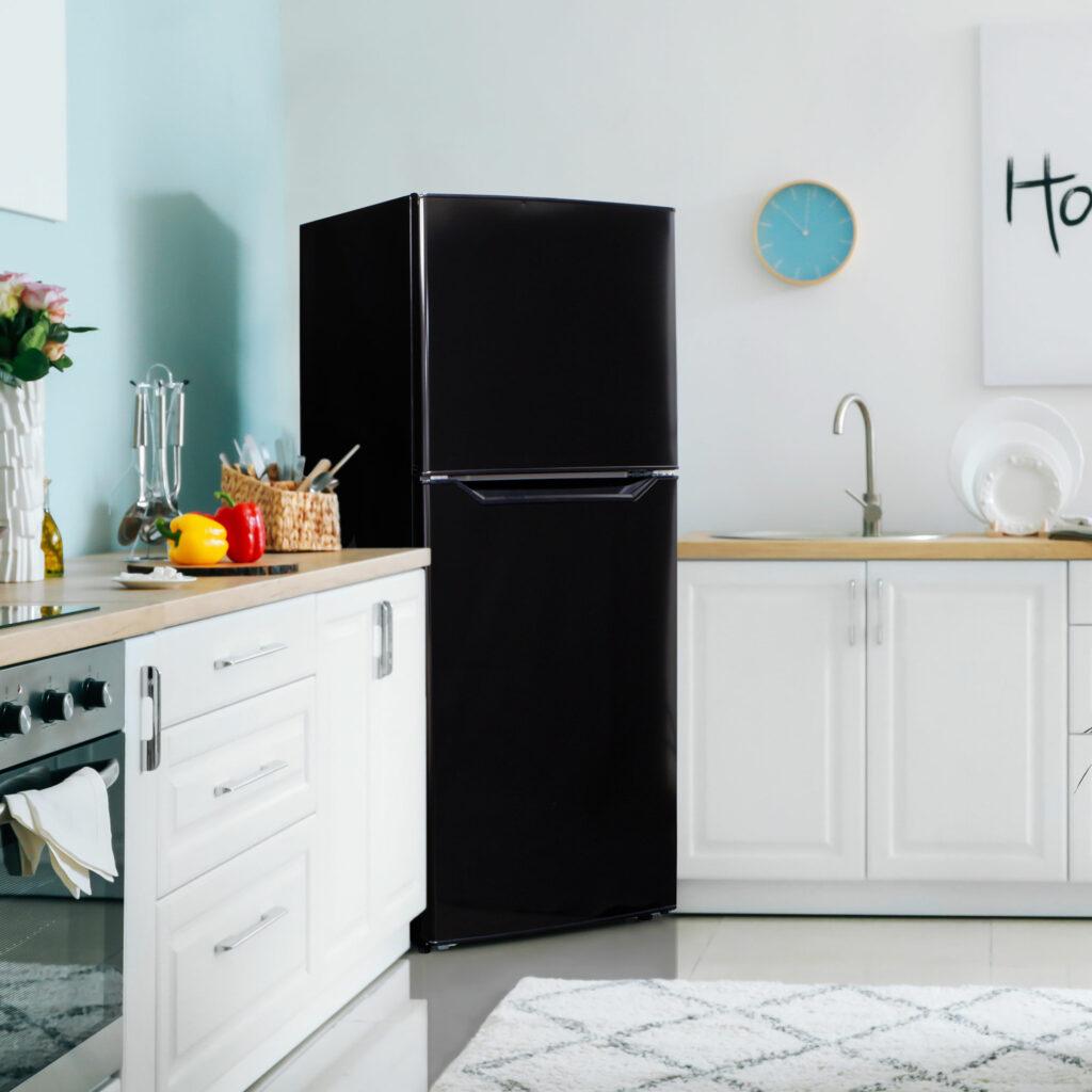 Danby 10.1 cu. ft. Top Mount Apartment Size Fridge in Black
