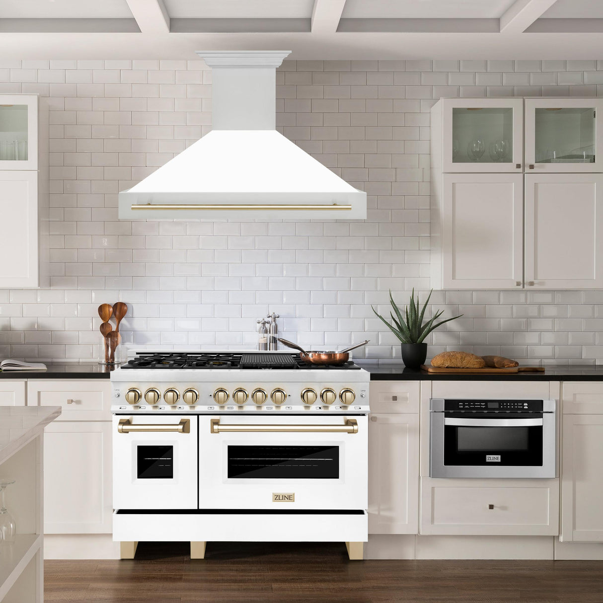 ZLINE 48 in. Autograph Edition Stainless Steel Range Hood with White Matte Shell and Handle (8654STZ-WM48) [Color: Gold]