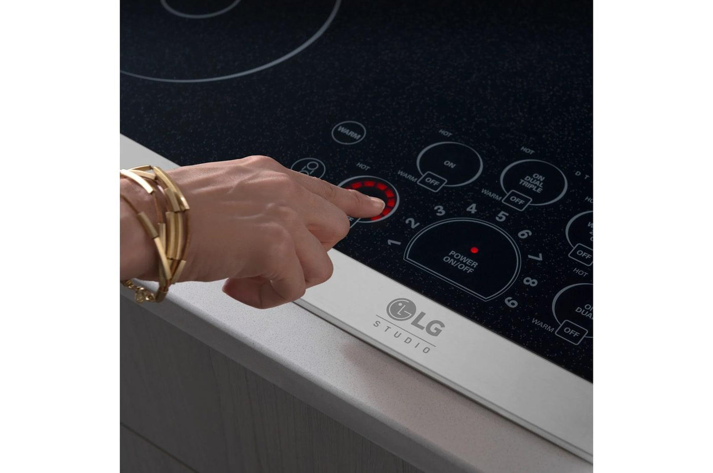 LG STUDIO 36" Electric Cooktop
