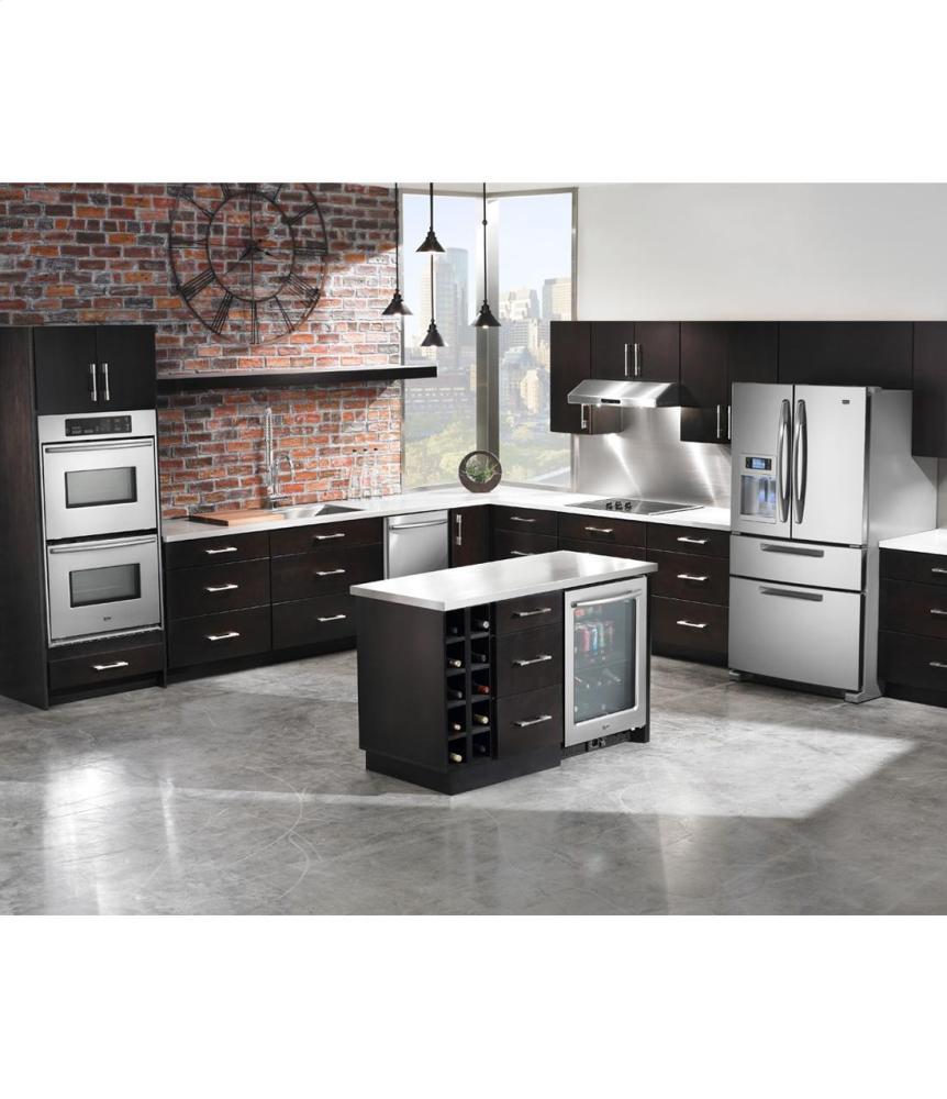 Jetclean® Plus Dishwasher with SteamClean
