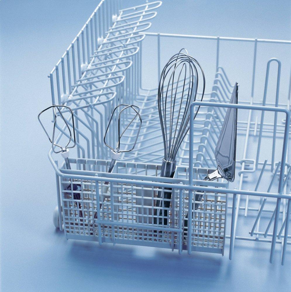 Small cutlery basket for lower basket - For bulky items such as cake servers and whisks.