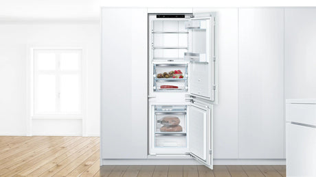 800 Series Built-in Bottom Freezer Refrigerator Softclose® Flat Hinge