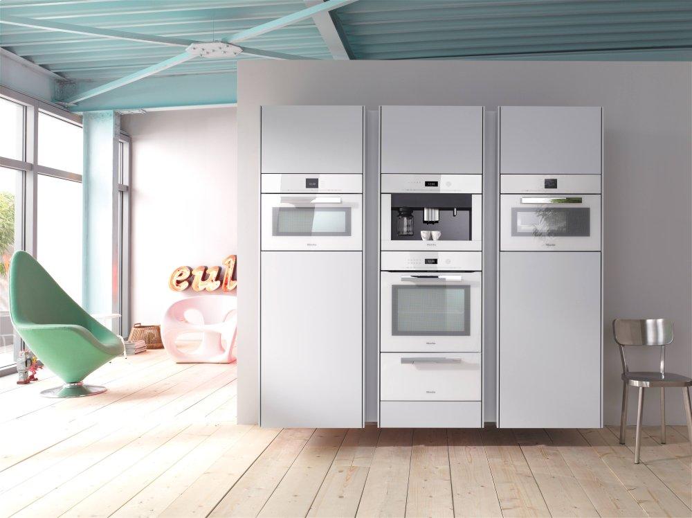 CVA 6401 - Built-in coffee machine with bean-to cup system and OneTouch for Two prep. for perfect coffee enjoyment.