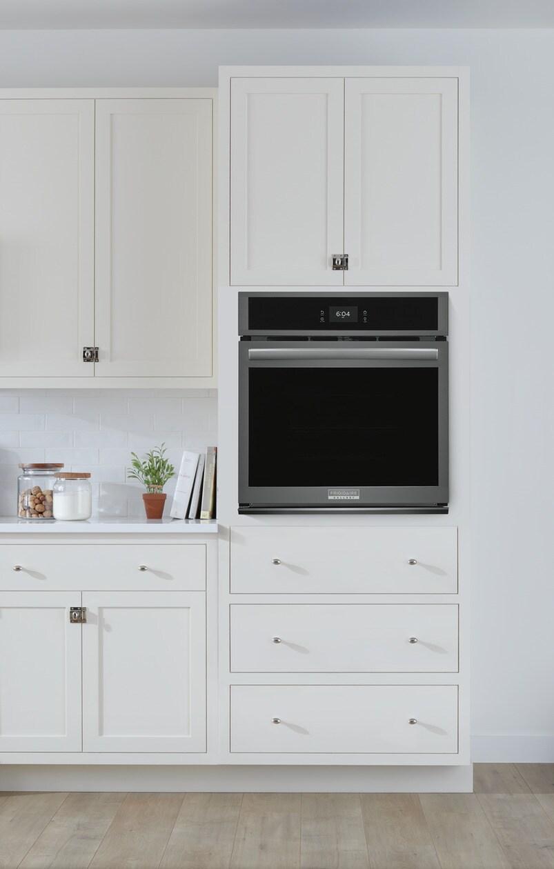 27" Single Electric Wall Oven with Total Convection