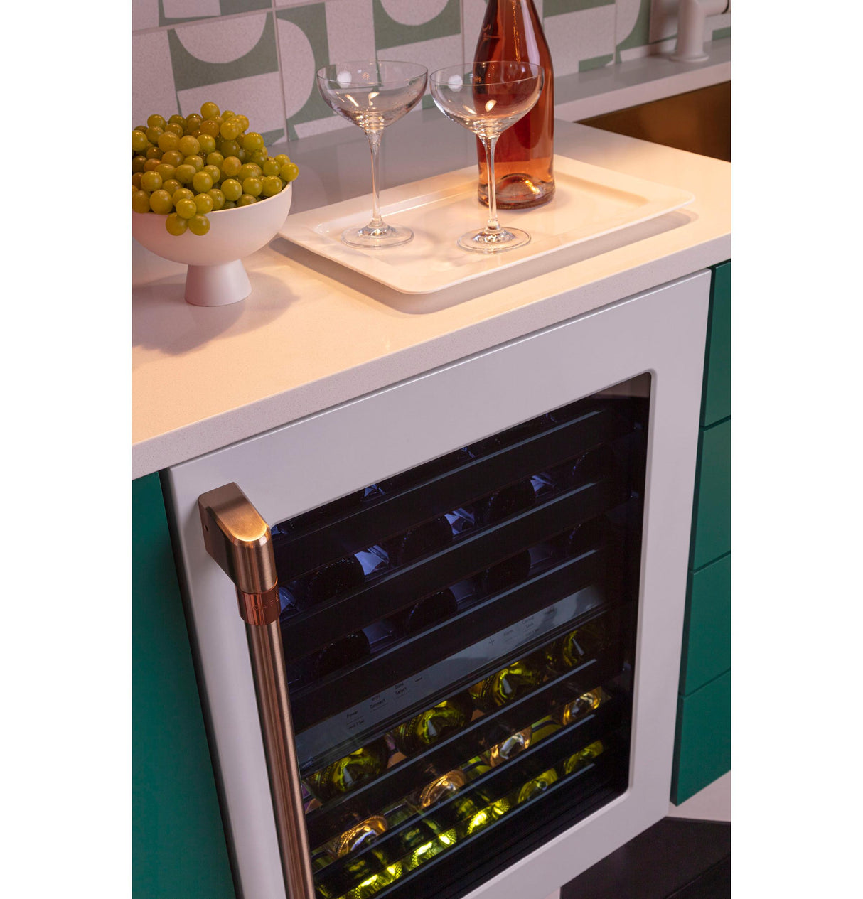 Café™ Wine Center