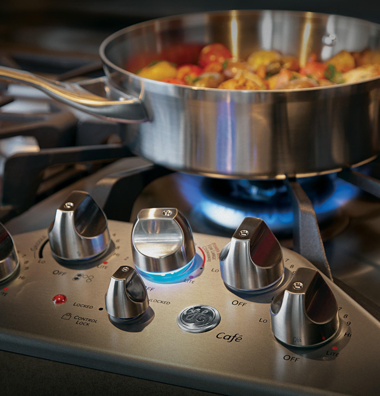 GE Cafe™ Series 36" Built-In Gas Cooktop