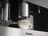 CVA 6800 - Built-in coffee machine with bean-to-cup system - the Miele all-rounder for the highest demands.