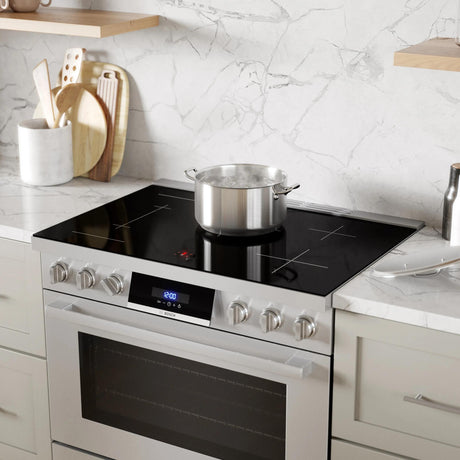800 Series Induction freestanding range 36" Stainless Steel