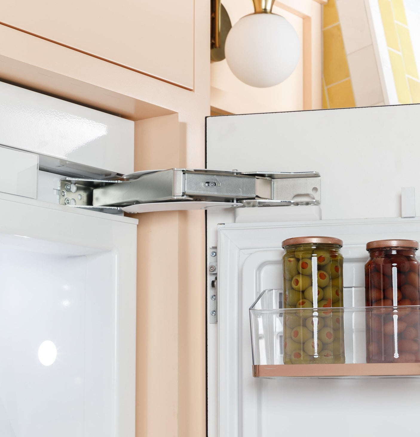 Café™ 36" Integrated Bottom-Freezer Refrigerator