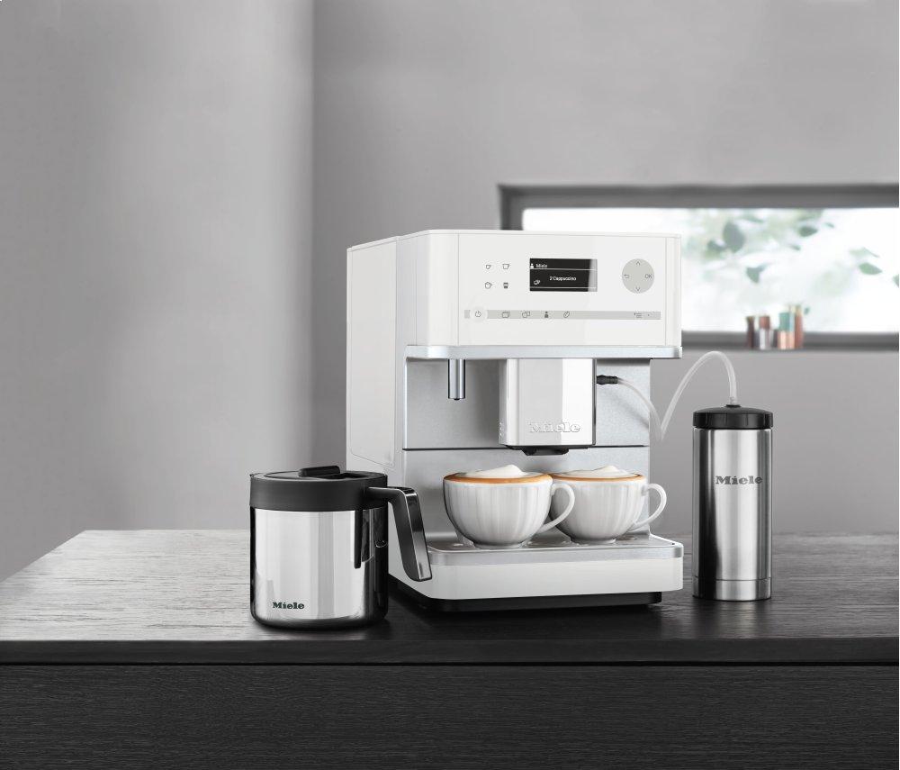 CM 6350 - Countertop coffee machine with OneTouch for Two feature and integrated cup warmer for perfect coffee.