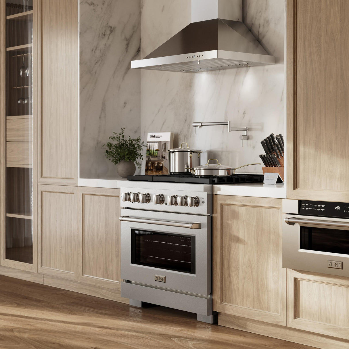 ZLINE 36 in. 5.2 cu. ft. 6 Burner Gas Range with Convection Gas Oven in DuraSnow' Stainless Steel (SGRS-36)