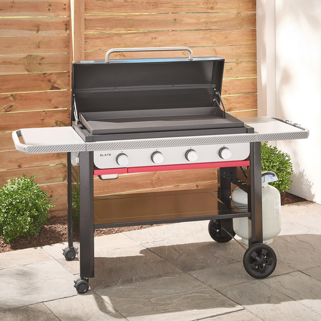Slate® 36 Rust-Resistant Griddle (Natural Gas) - Black