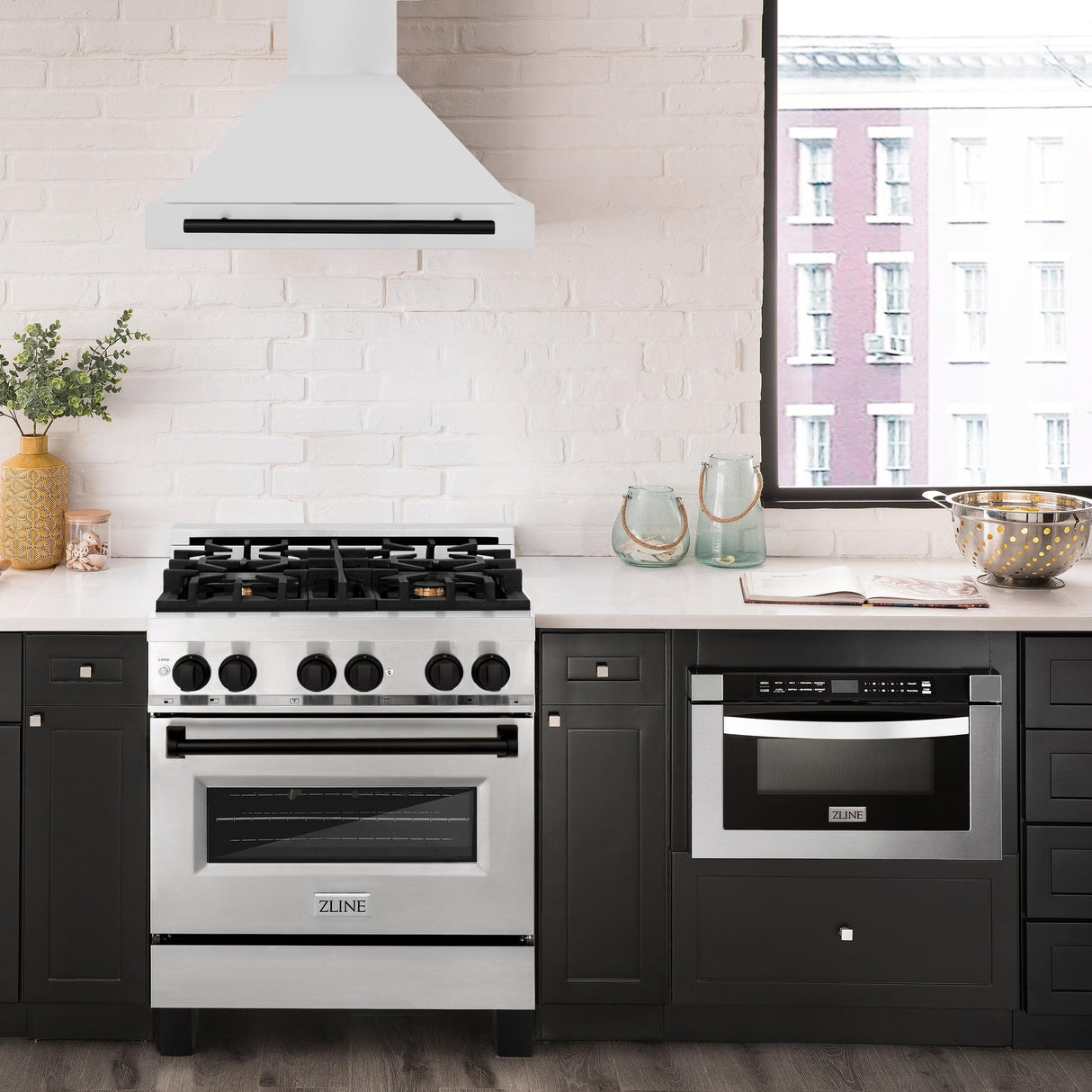 ZLINE 30 in. Autograph Edition Convertible Stainless Steel Range Hood with Stainless Steel Shell and Champagne Bronze Accents (KB4STZ-30-CB) [Color: Matte Black Accents]