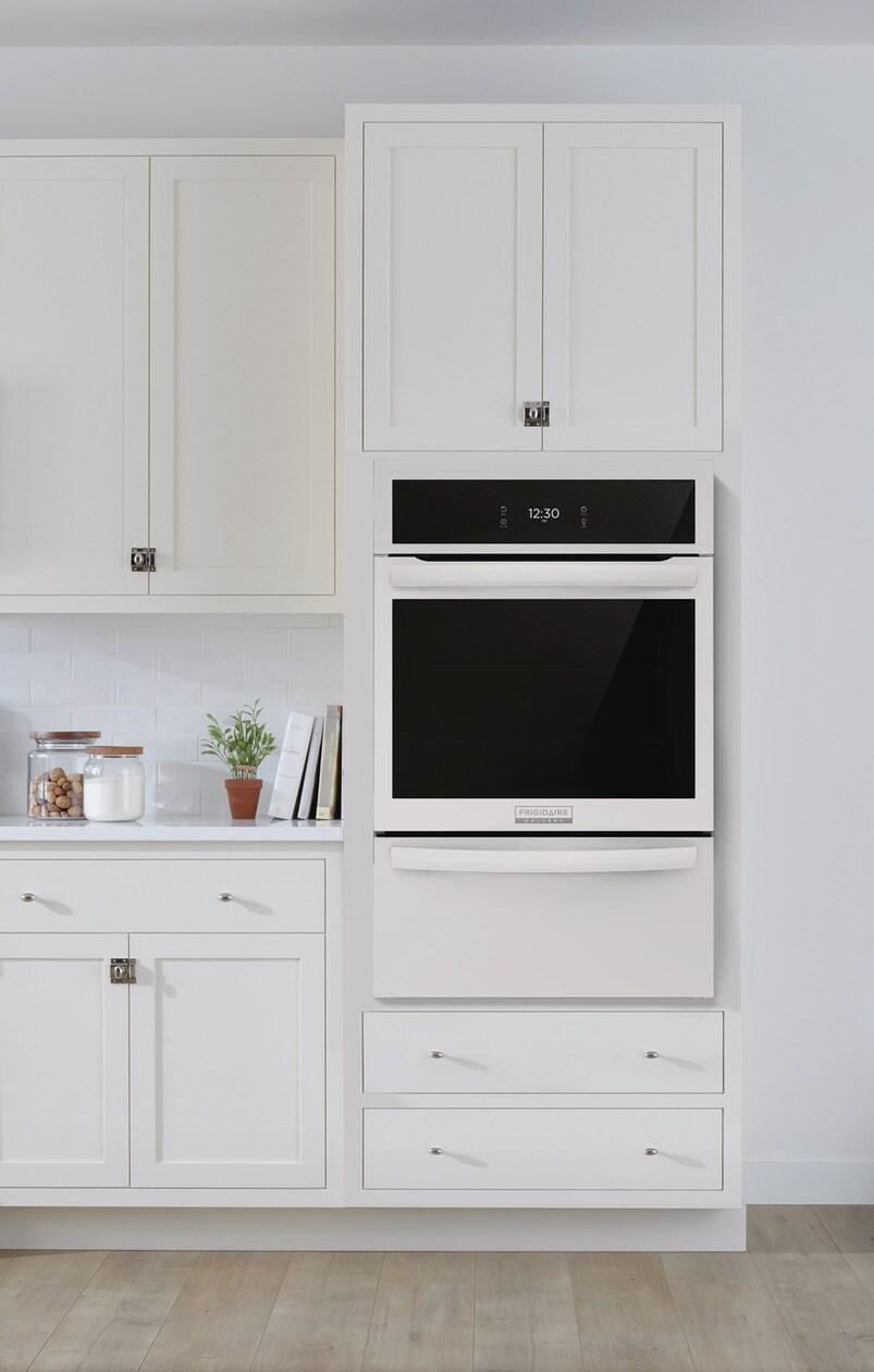24" Single Gas Wall Oven with Air Fry