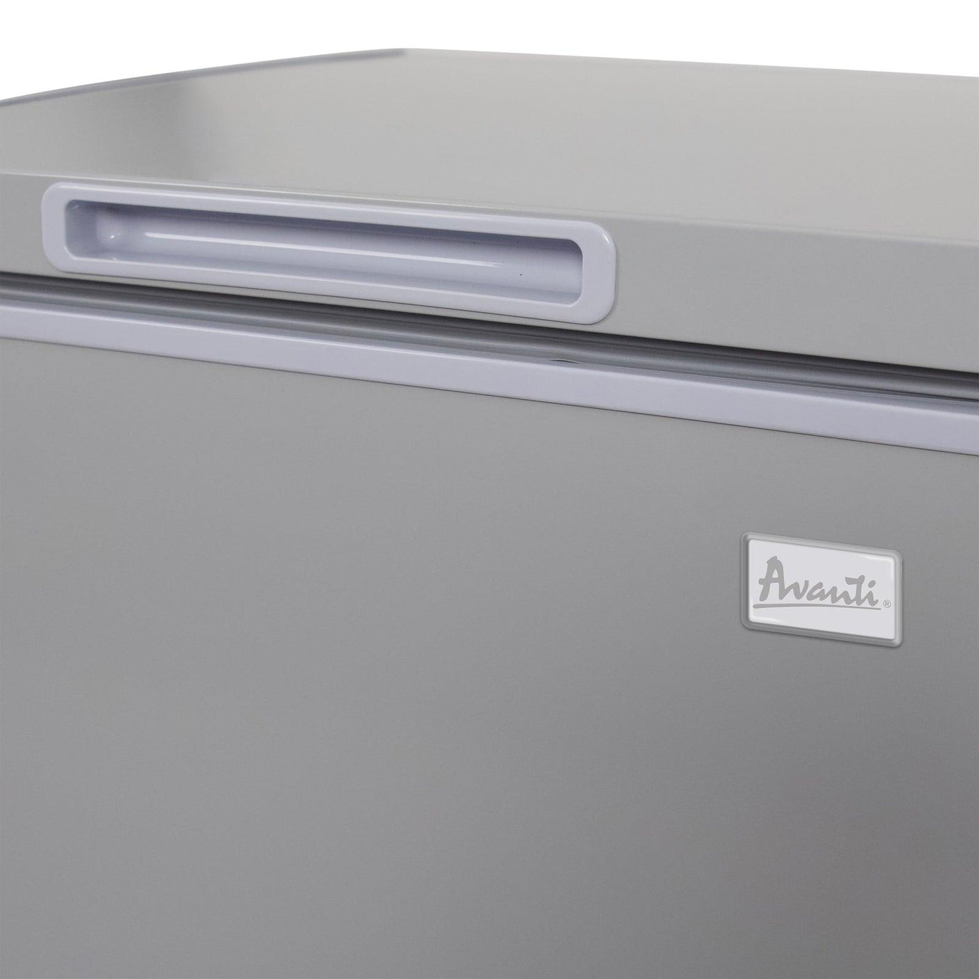 Avanti Garage Ready Chest Freezer - Platinum