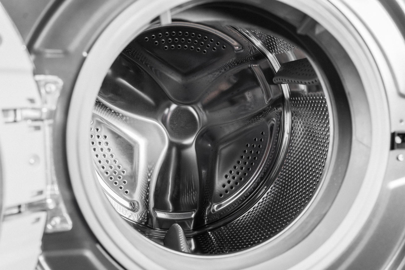 Danby 2.2 cu. ft. 24" Front Load Washing Machine