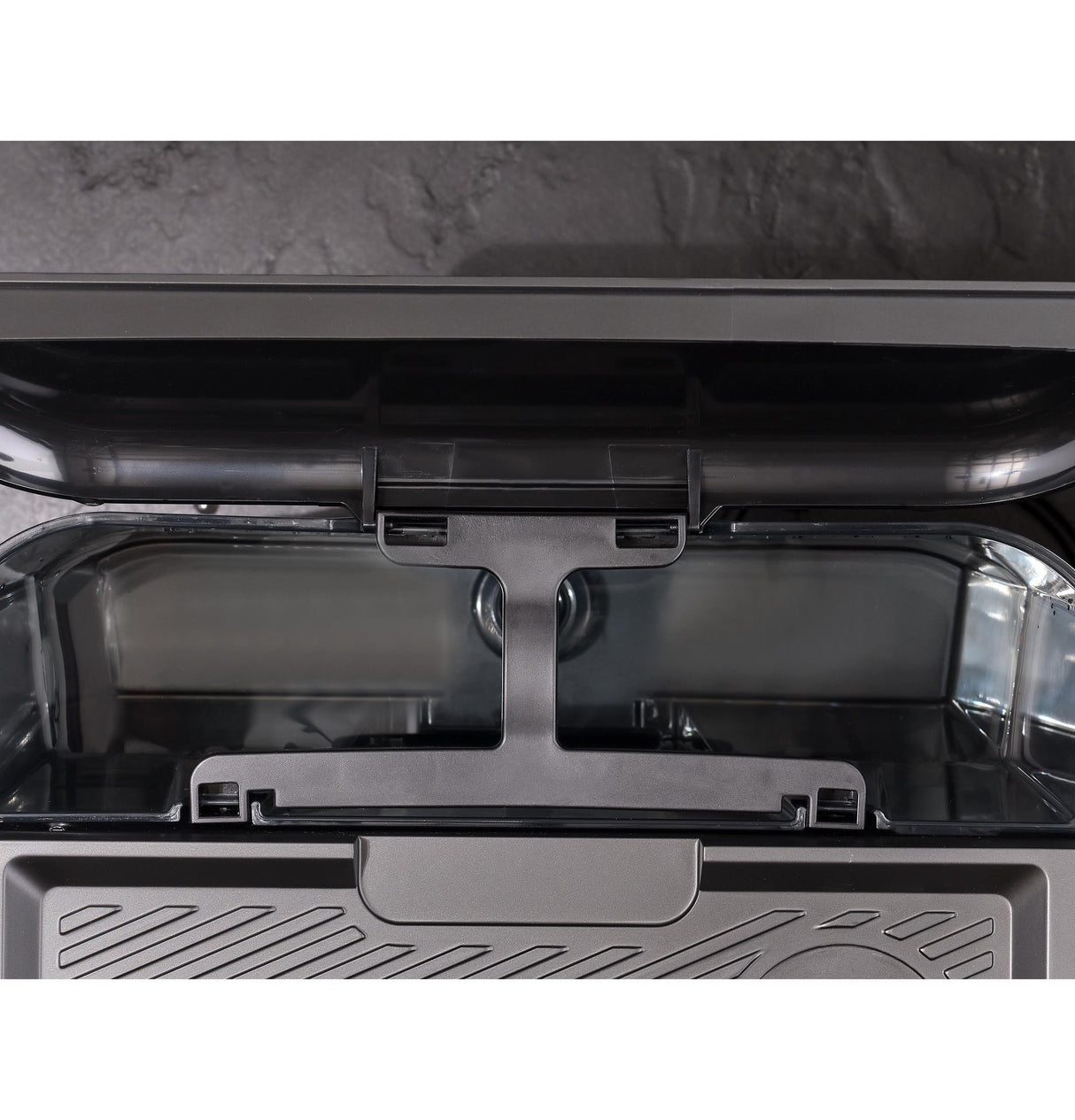 GE Profile™ Semi Automatic Espresso Machine + Frother