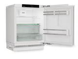 Fridge suitable for undercounter installation with EasyFresh