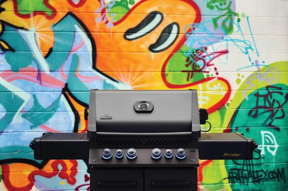 Phantom Prestige 500 RSIB with Infrared Side and Rear Burners , Natural Gas, Matte/Matt Black