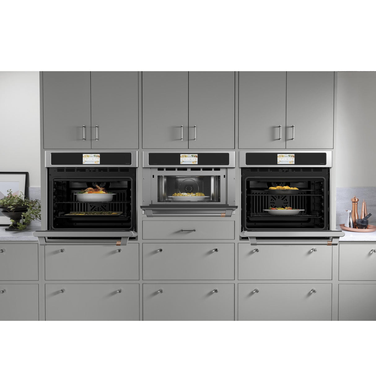Café™ 27" Custom Speed Cook Oven with 120V Advantium® Technology