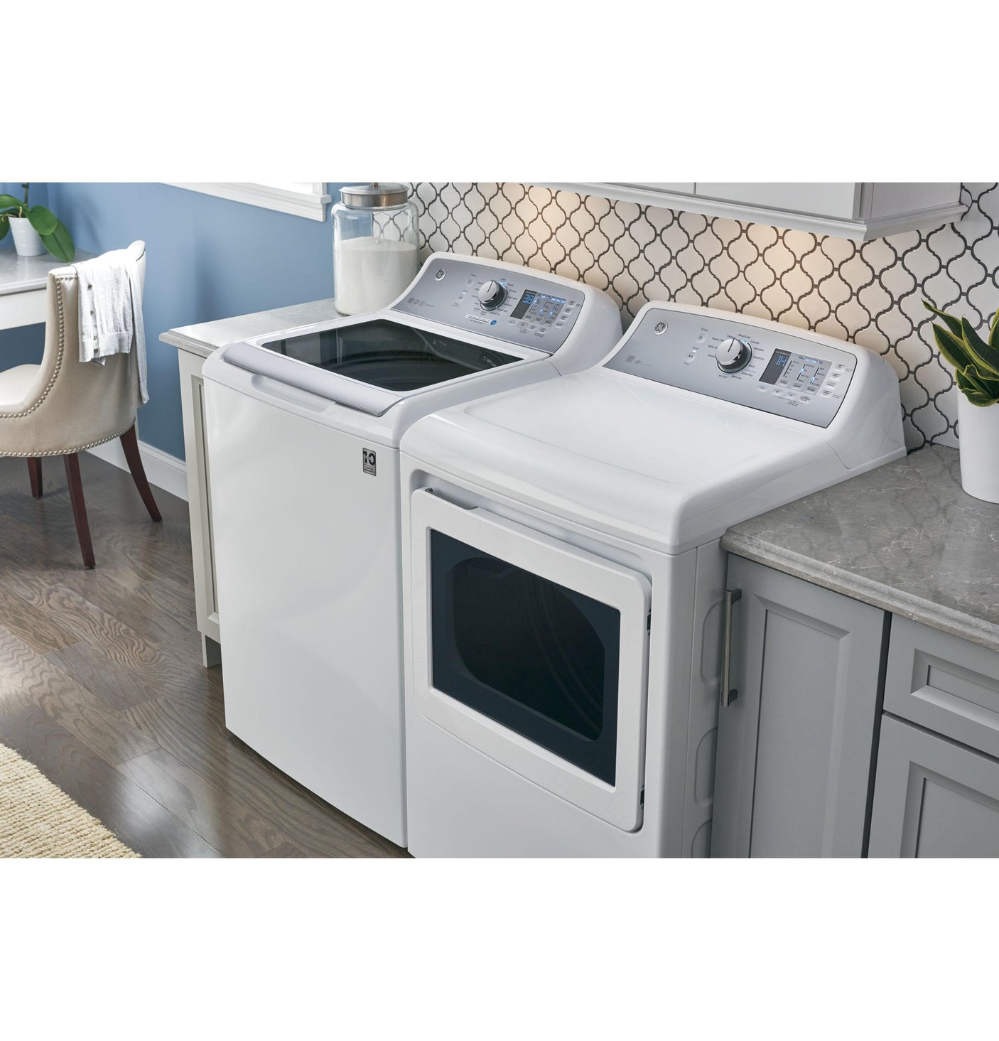 GE® 4.6 cu. ft. Capacity Washer with Stainless Steel Basket