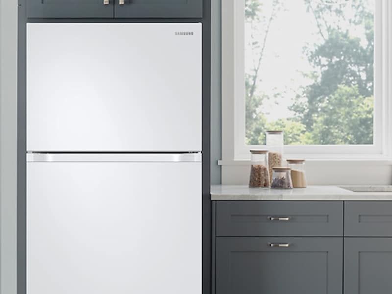 21 cu. ft. Top Freezer Refrigerator with FlexZone™ in White