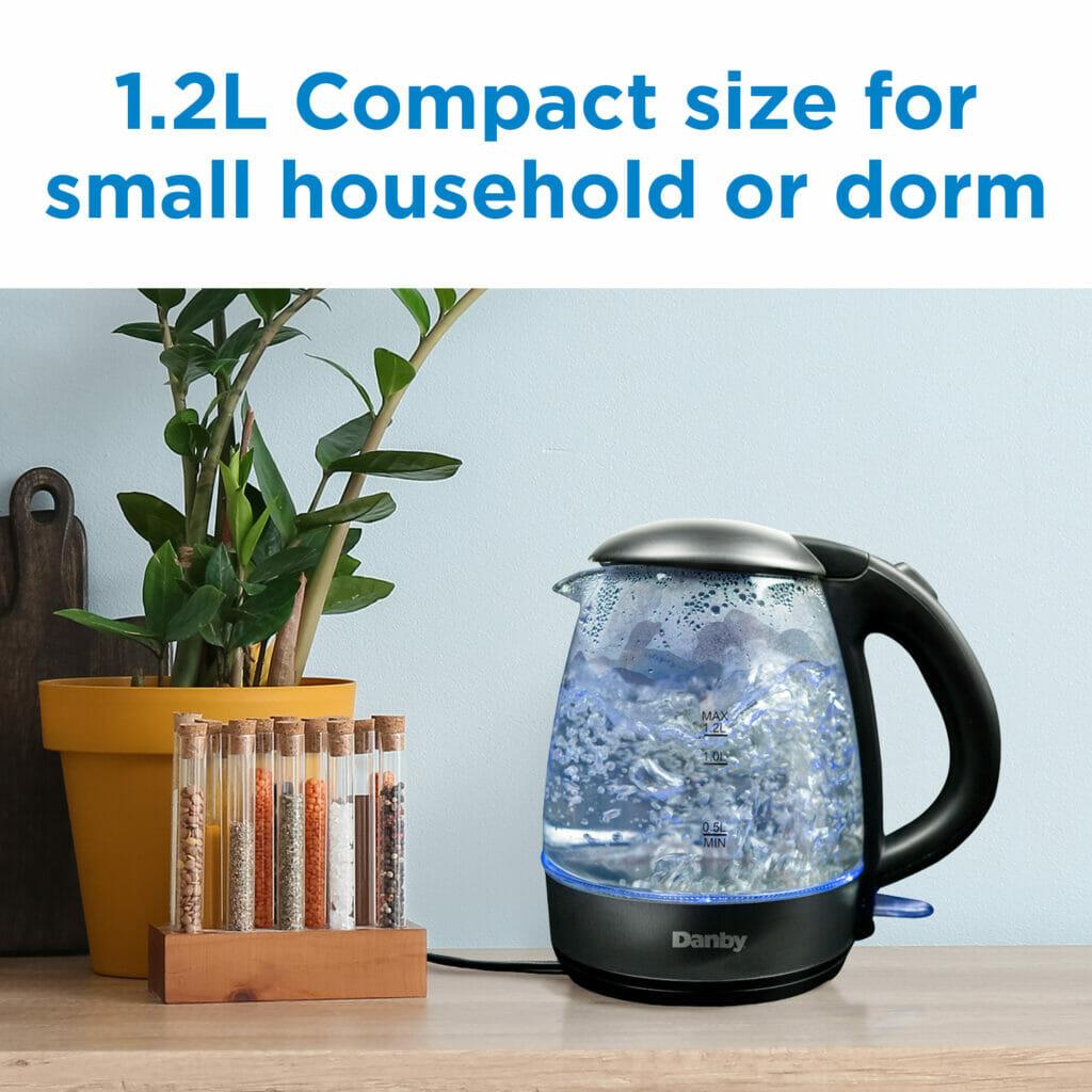 Danby 1.2L Glass Kettle in Black