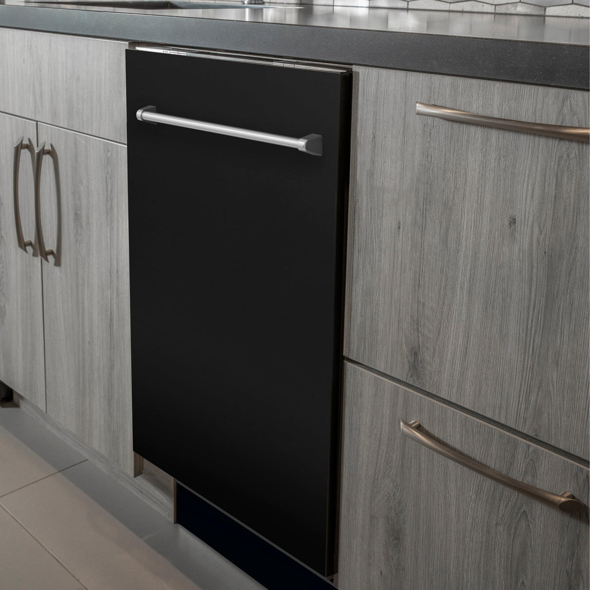 ZLINE 24 in. Top Control Dishwasher with Stainless Steel Tub and Traditional Style Handle, 52dBa (DW-24) [Color: Black Matte]