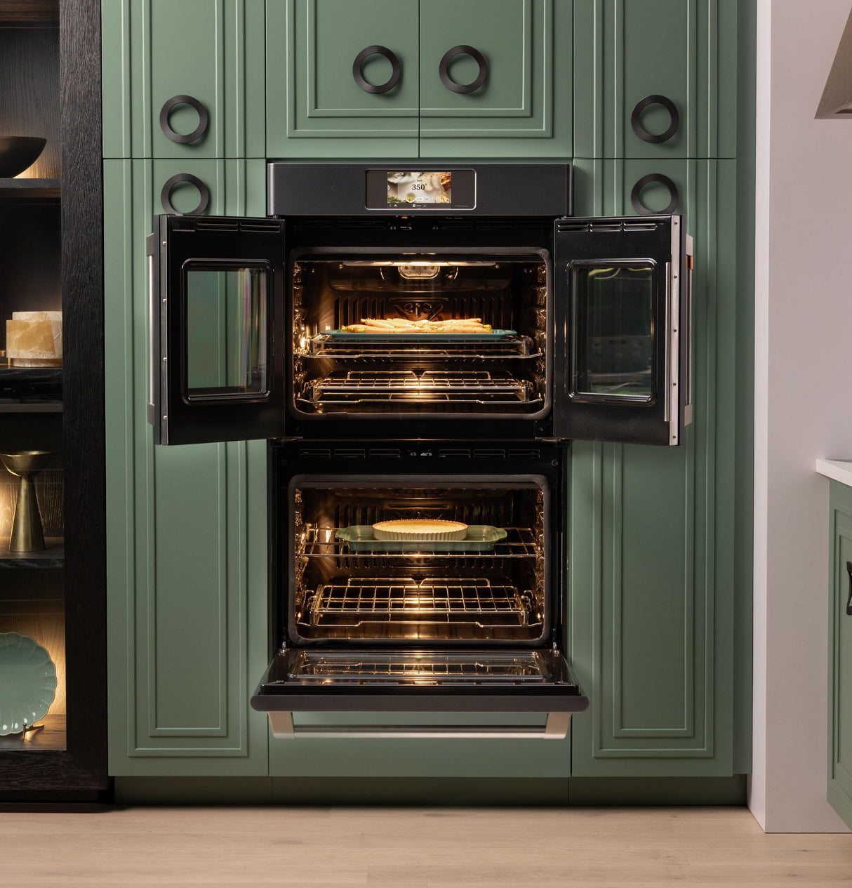 CAF(EBACK)™ Professional Series 30" Smart Built-In Convection French-Door Double Wall Oven