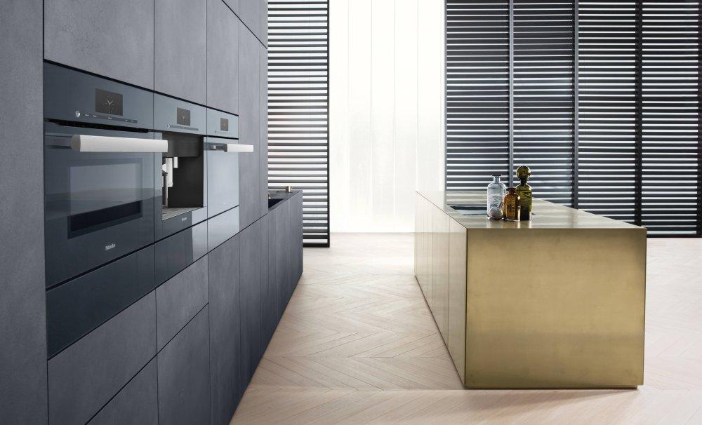 DGC 6800-1 - Steam oven with full-fledged oven function and XL cavity combines two cooking techniques - steam and convection.