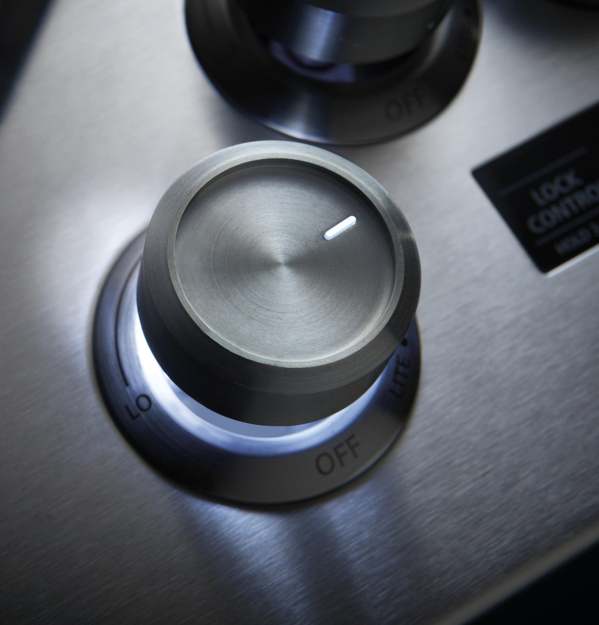 Monogram 36" Deep-Recessed Gas Cooktop