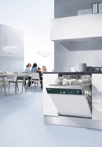 Integrated, Full-size Dishwasher