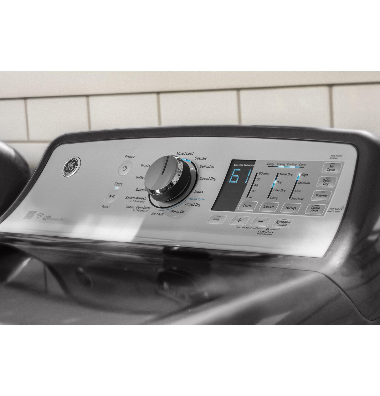 GE® ENERGY STAR® 7.4 cu. ft. Capacity Smart aluminized alloy drum Gas Dryer with HE Sensor Dry