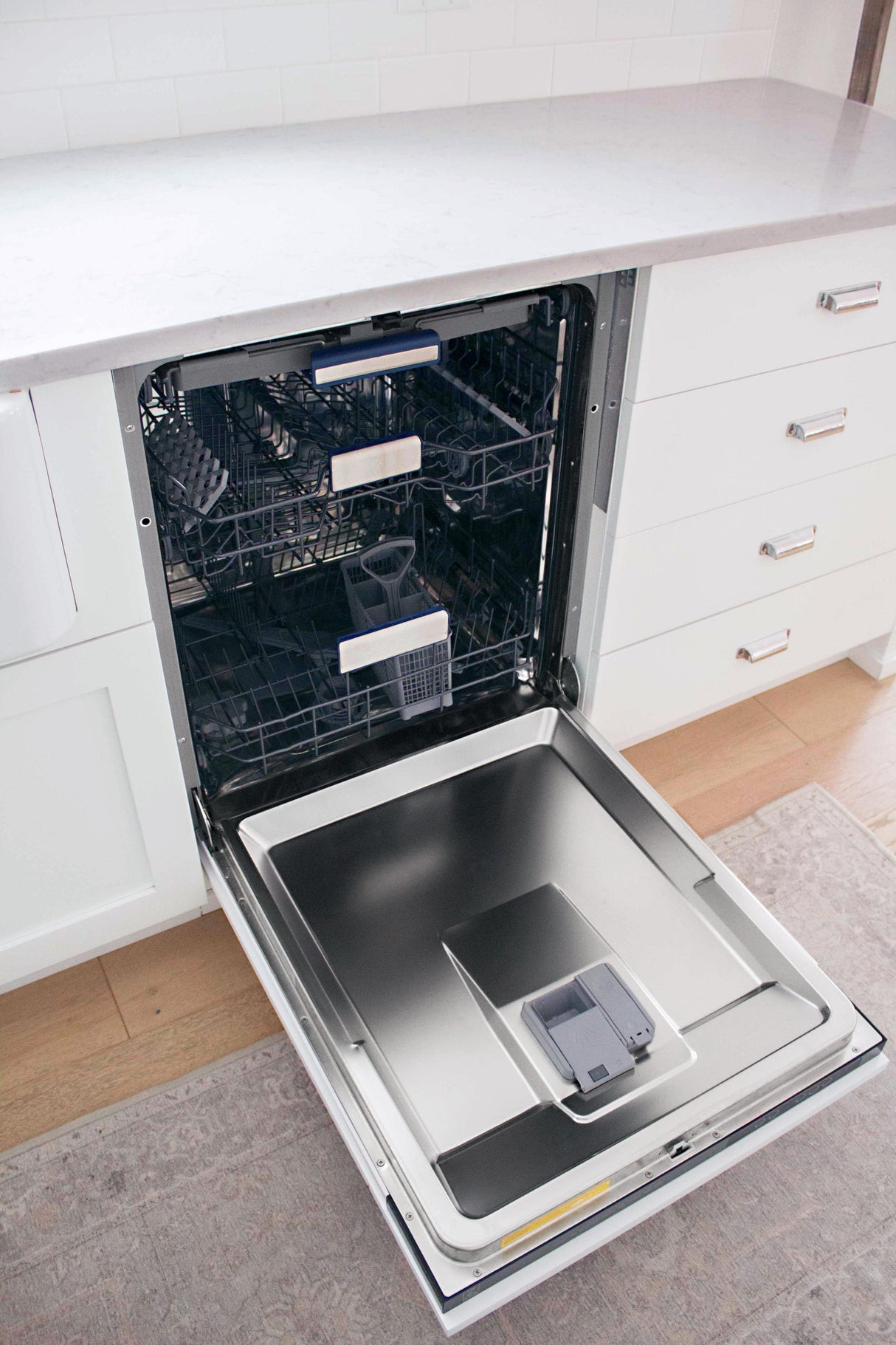 ZLINE Autograph Edition 24" Tallac Series 3rd Rack Top Control Built-In Tall Tub Dishwasher in Custom Panel Ready with Polished Gold Handle, 51dBa (DWVZ-24-G)