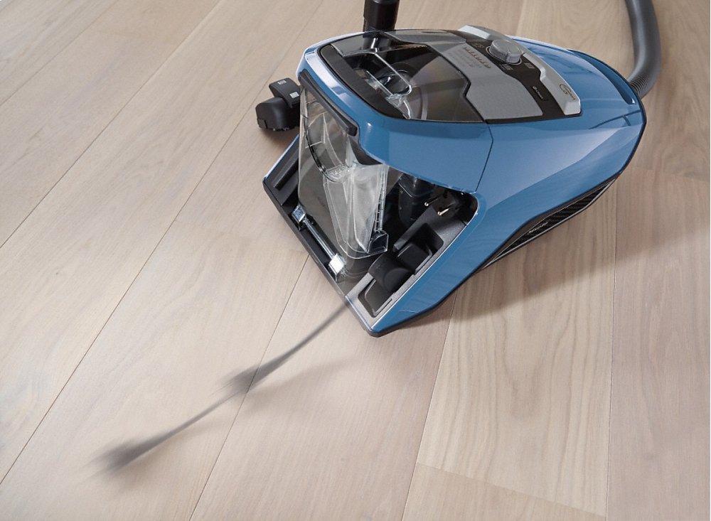Blizzard CX1 TurboTeam PowerLine - SKCE0 Bagless canister vacuum cleaners with turbo brush for hard floor and low, medium-pile carpeting.
