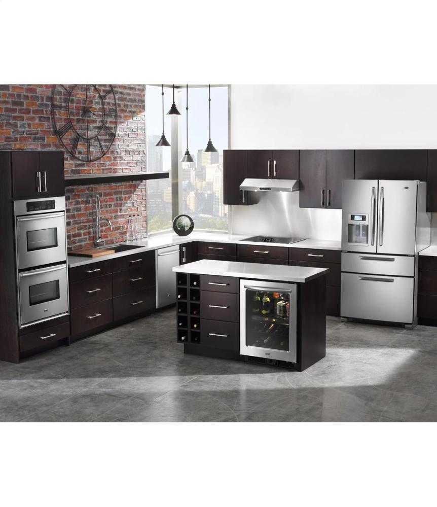 Jetclean® Plus Dishwasher with SteamClean