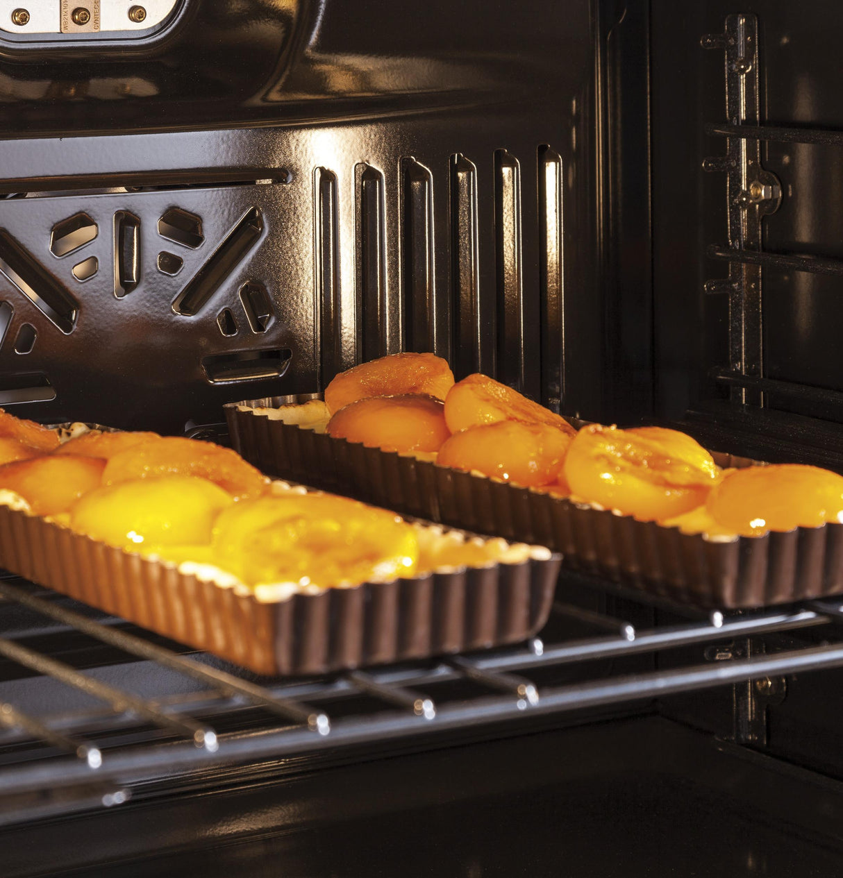 Monogram 30" Professional French-Door Electronic Convection Single Wall Oven