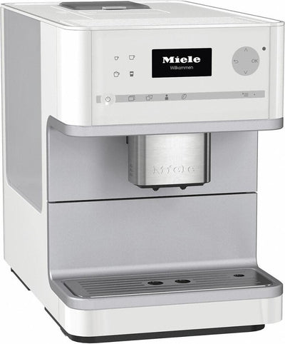 CM 6110 Countertop coffee machine with OneTouch for Two for perfect coffee enjoyment.
